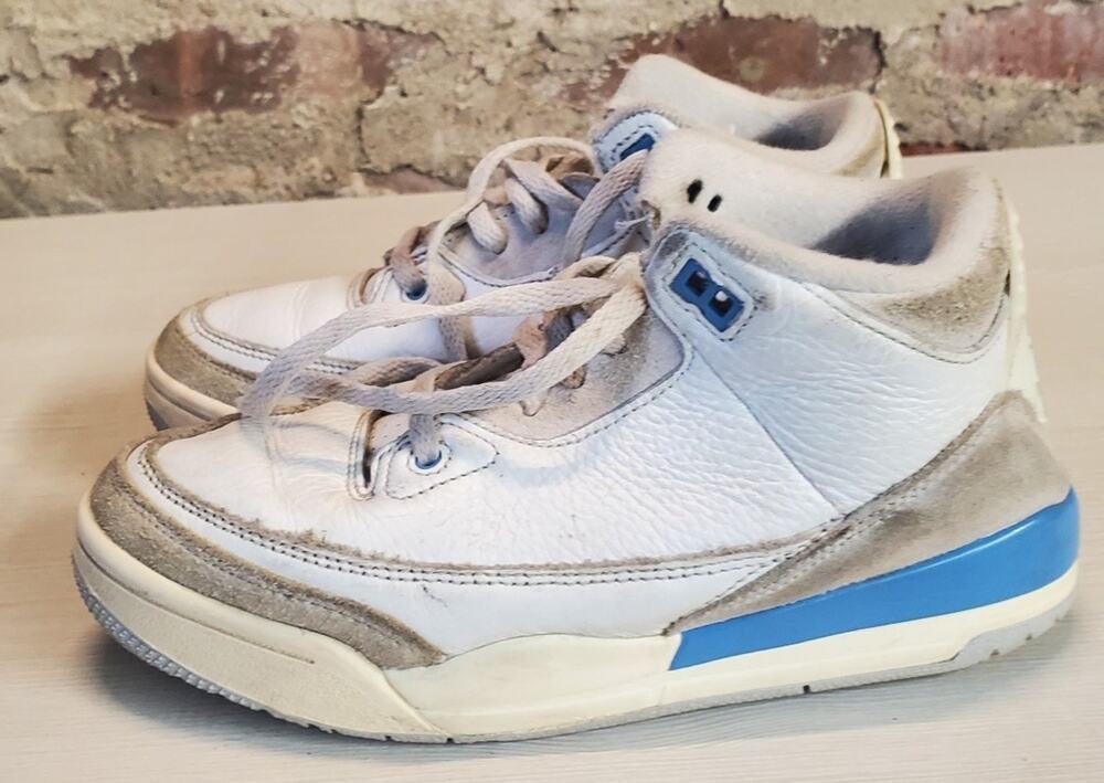 Jordan Sneakers Air Jordan 3 Retro UNC Youth 2Y White Blue Grey DM0966-101